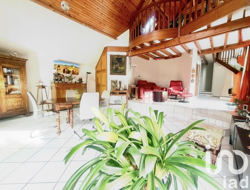 Maison - 145 m² - 6 pièces