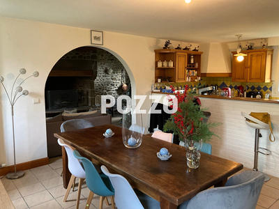 Maison - 149 m² - 5 pièces
