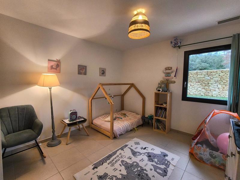 Maison - 143 m² - 5 pièces