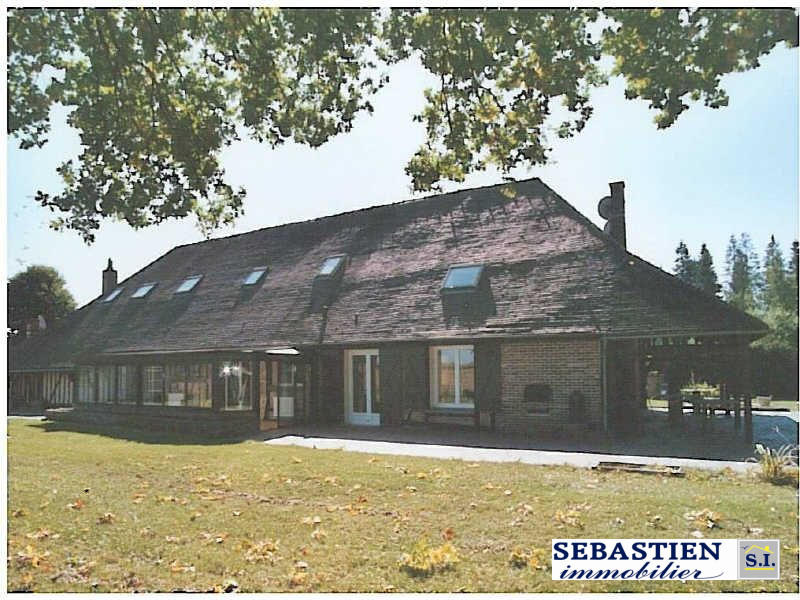 Maison - 429 m² - 14 pièces