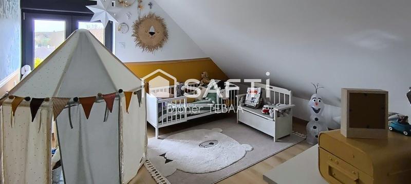 Maison - 96 m² - 6 pièces