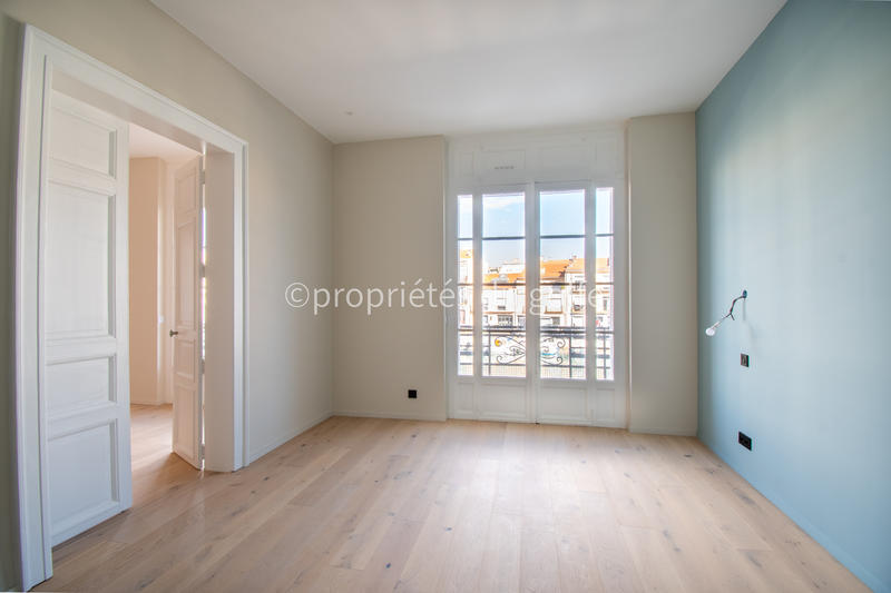 Appartement - 139 m² - 3 pièces