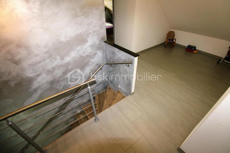 Maison - 168 m² - 7 pièces