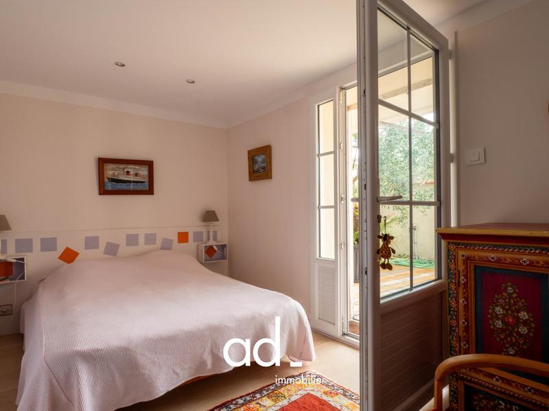 Maison ancienne - 180 m² - 8 pièces