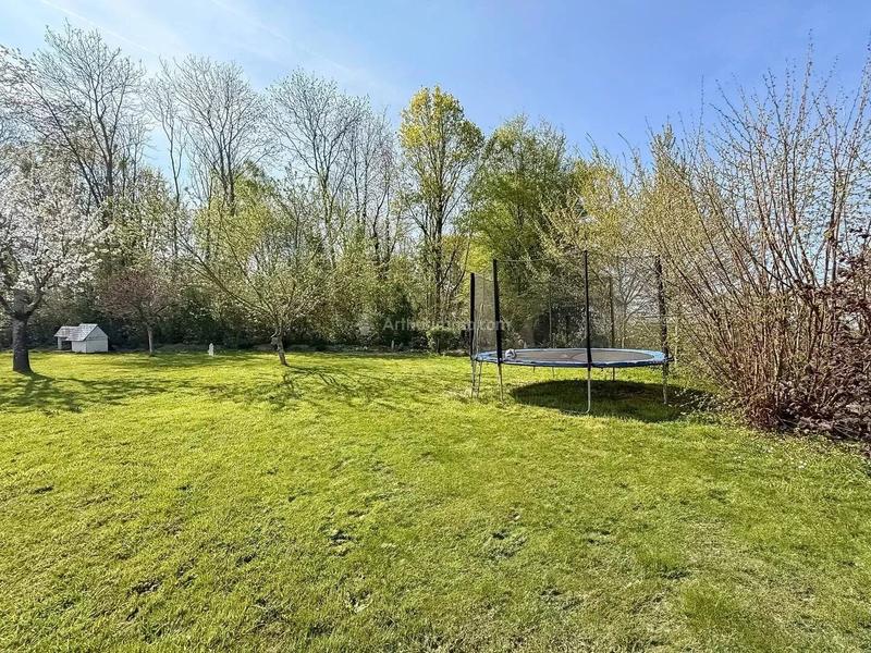 Maison - 334 m² - 11 pièces