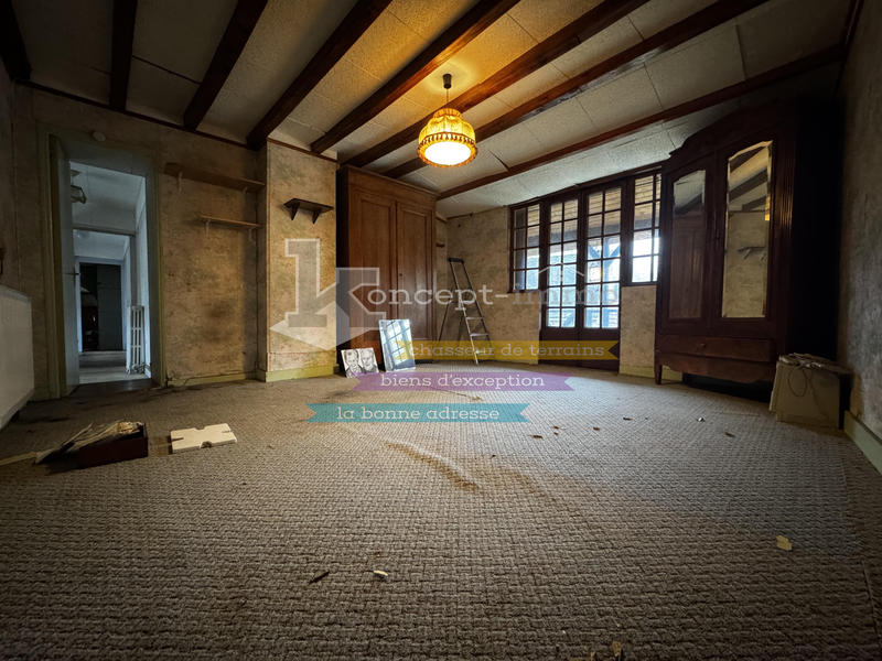 Maison - 96 m² - 5 pièces