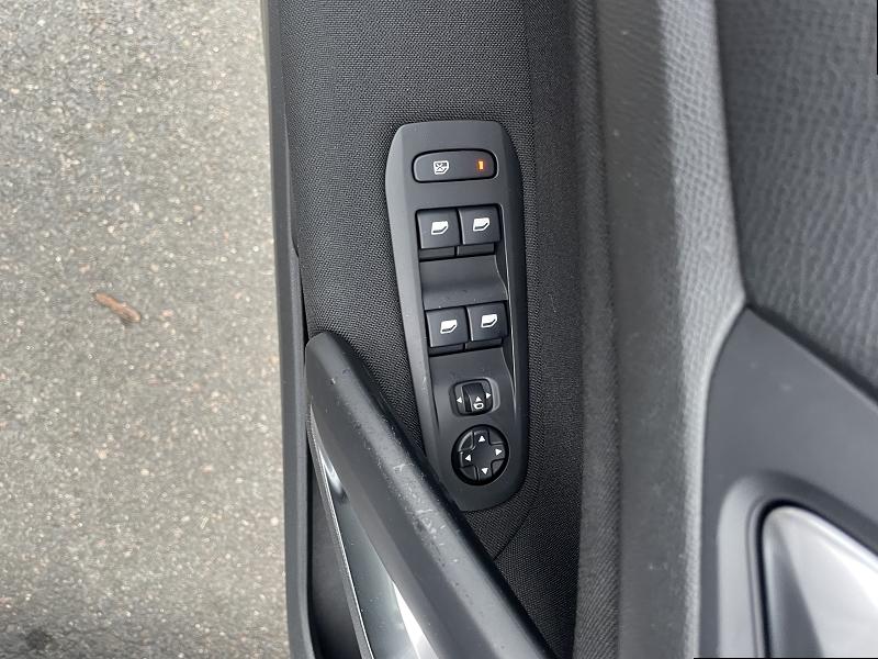 Peugeot 308 II 2013 1.2i 12v s&amp;S - 110 Style