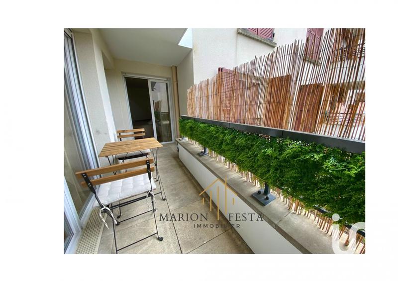 Appartement - 60 m² - 3 pièces