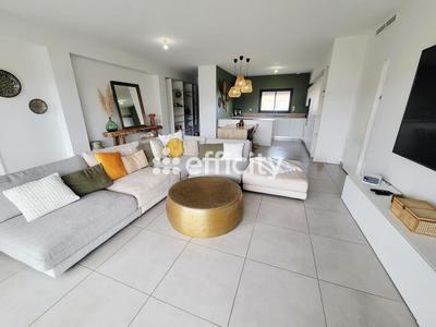 Maison - 113 m² - 4 pièces