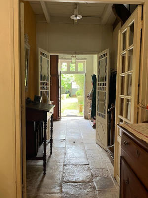 Maison - 235 m² - 7 pièces