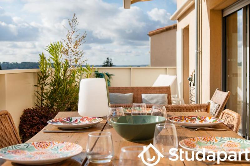 Appartement - 100 m² - 4 pièces