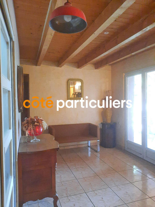 Maison - 255 m² - 8 pièces