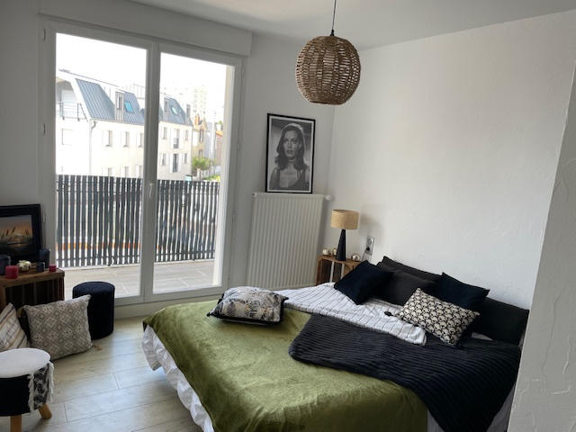 Appartement - 100 m² - 5 pièces
