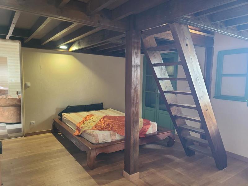 Terrain - 25 000 m²