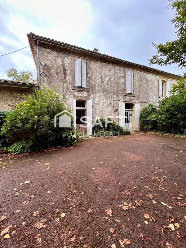 Maison - 170 m² - 9 pièces