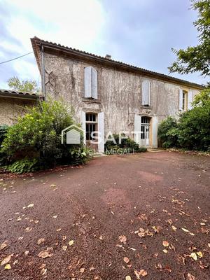 Maison - 170 m² - 9 pièces