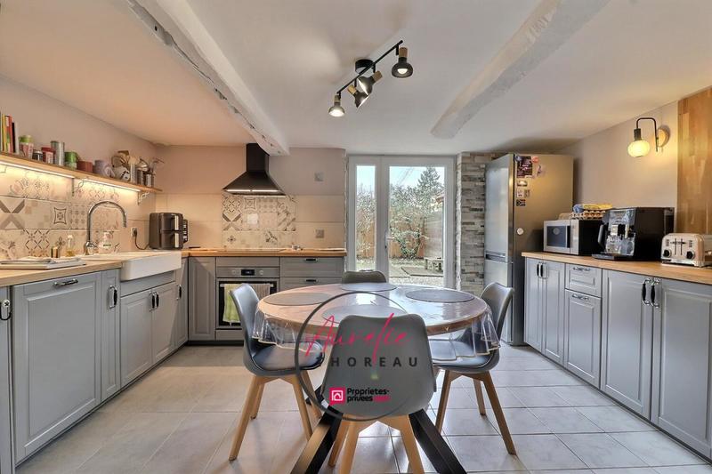 Maison - 91 m² - 5 pièces