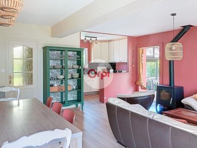 Maison - 89 m² - 5 pièces