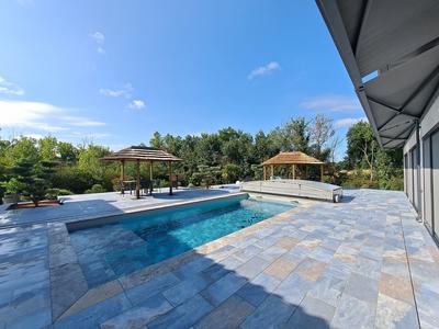 Maison - 206 m² - 6 pièces