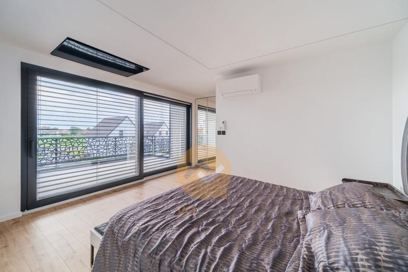 Maison contemporaine - 161 m² - 6 pièces