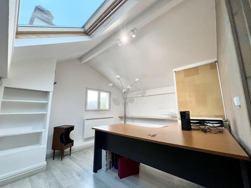 Maison - 190 m² - 6 pièces