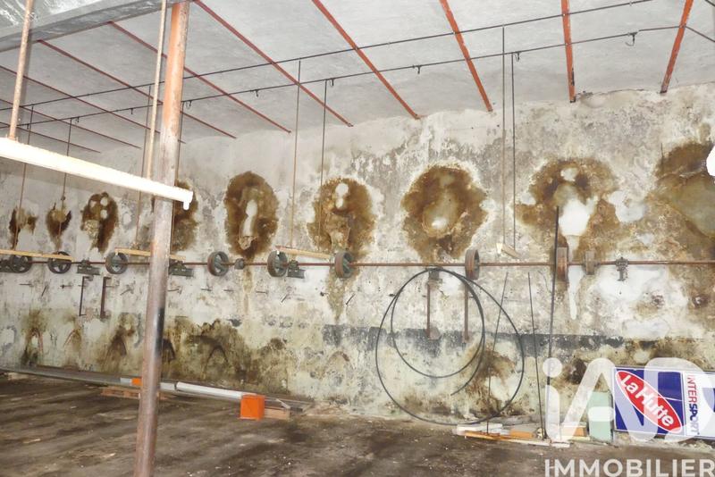 Maison - 255 m² - 10 pièces