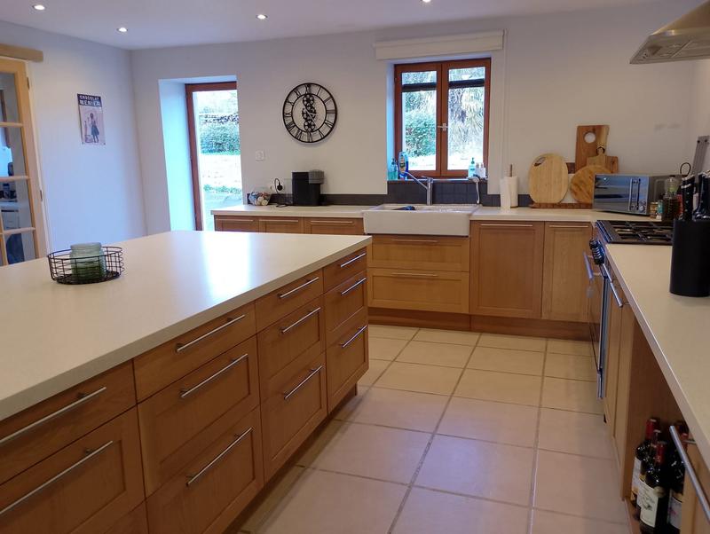 Maison - 235 m² - 8 pièces