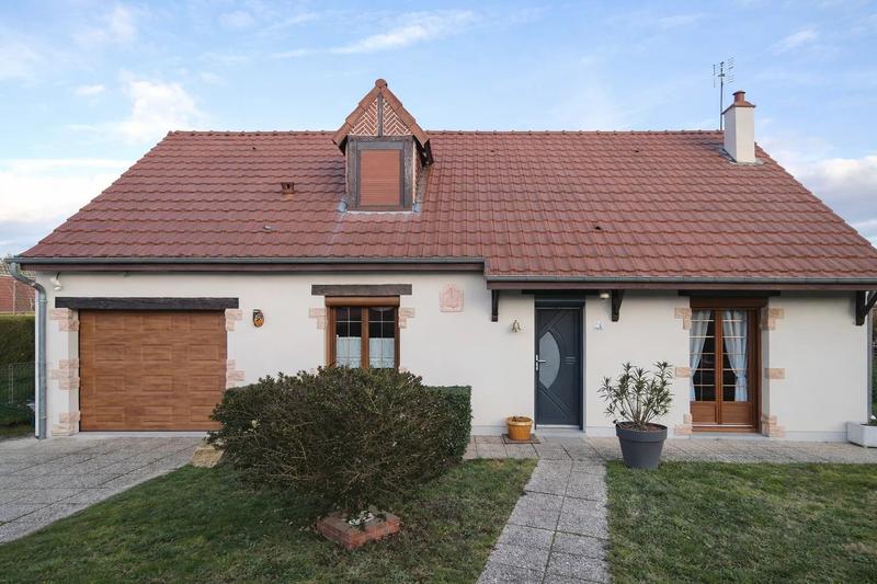 Maison - 107 m² - 5 pièces