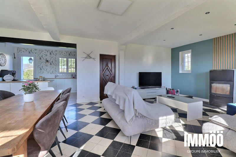 Maison - 190 m² - 6 pièces