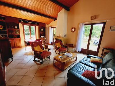 Maison - 96 m² - 5 pièces