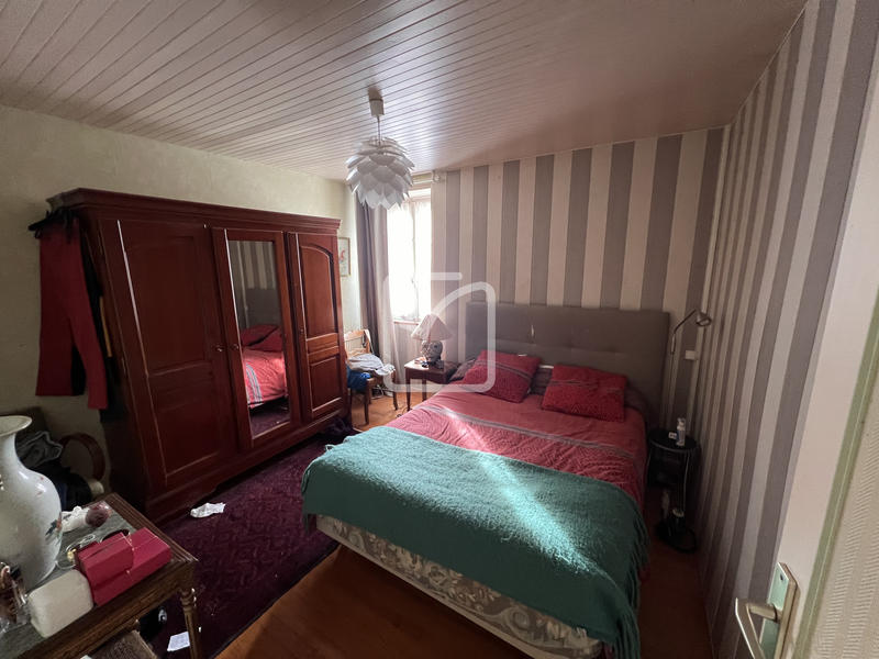 Maison - 130 m² - 8 pièces