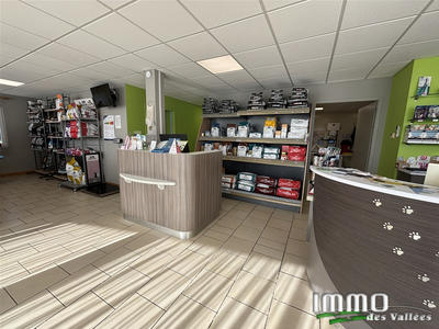 Local commercial - 276 m²