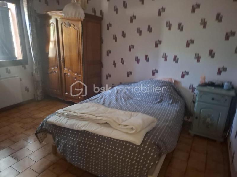 Maison traditionnelle - 1 260 m² - 6 pièces