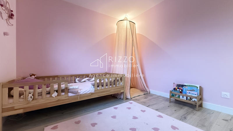 Maison - 138 m² - 5 pièces