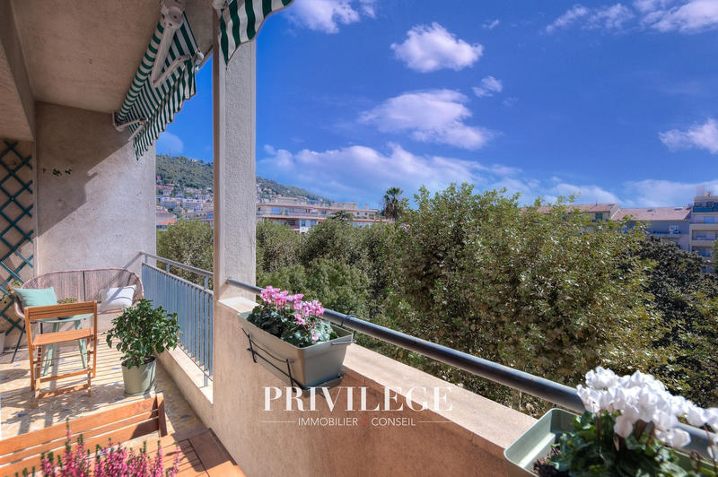 Appartement - 83 m² - 4 pièces