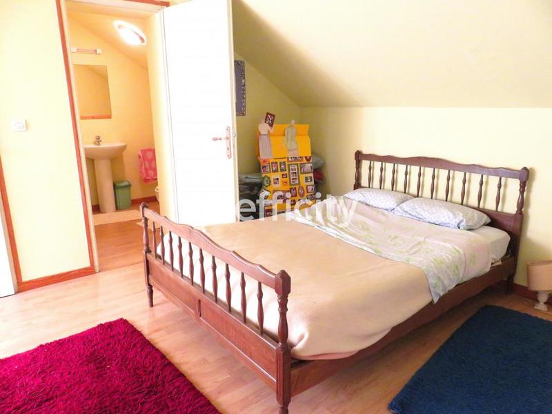 Pavillon - 133 m² - 6 pièces