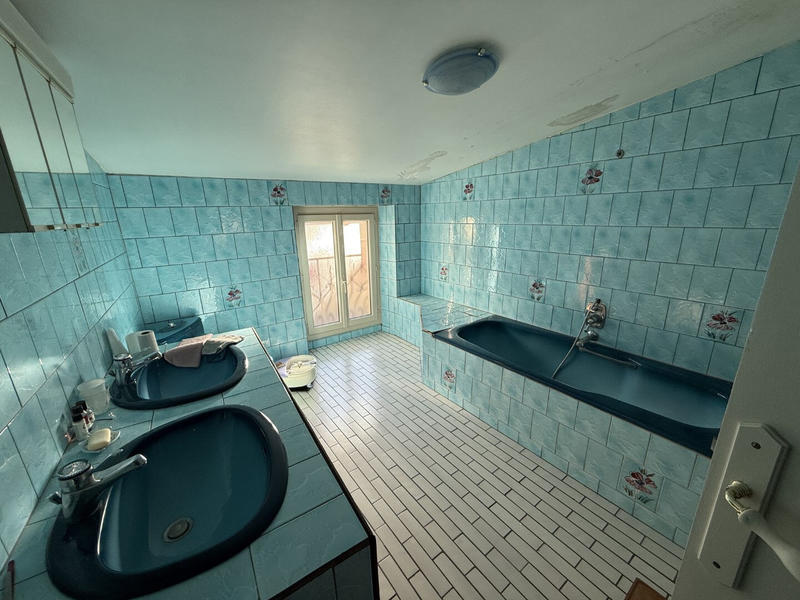 Maison - 137 m² - 6 pièces