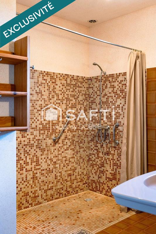 Maison - 170 m² - 7 pièces