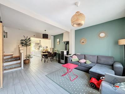 Maison - 75 m² - 4 pièces