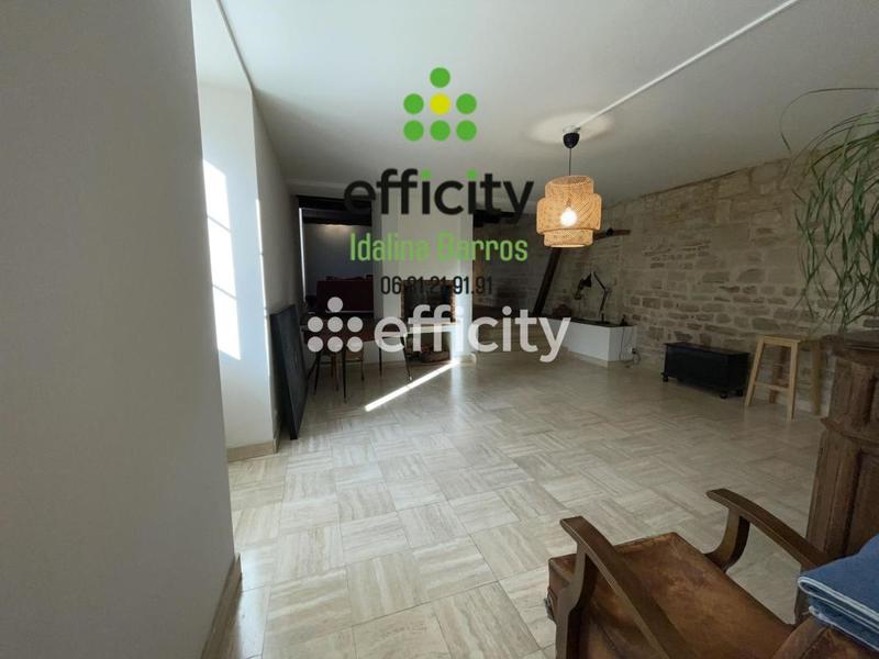 Maison - 240 m² - 7 pièces