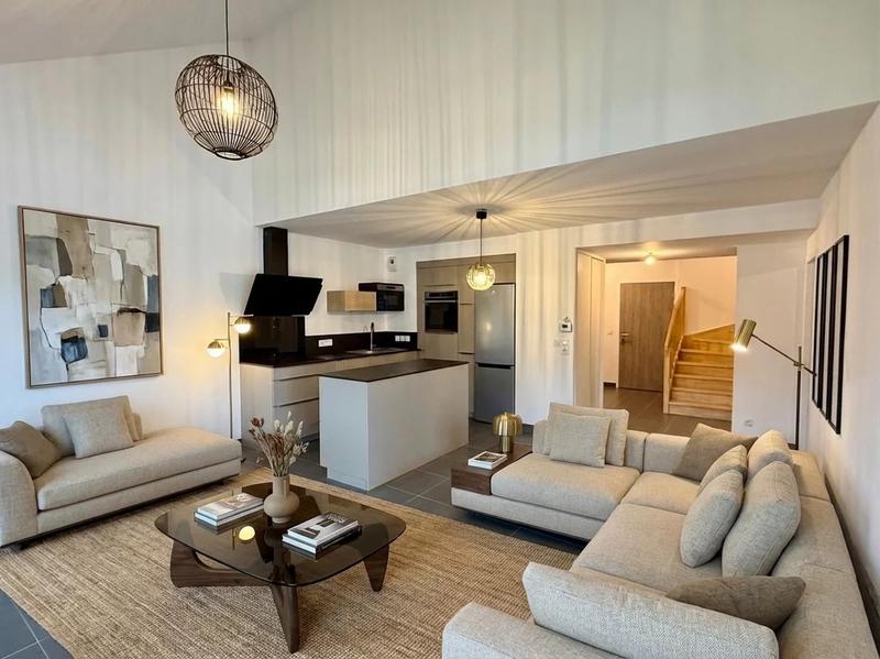 Appartement - 89 m² - 4 pièces