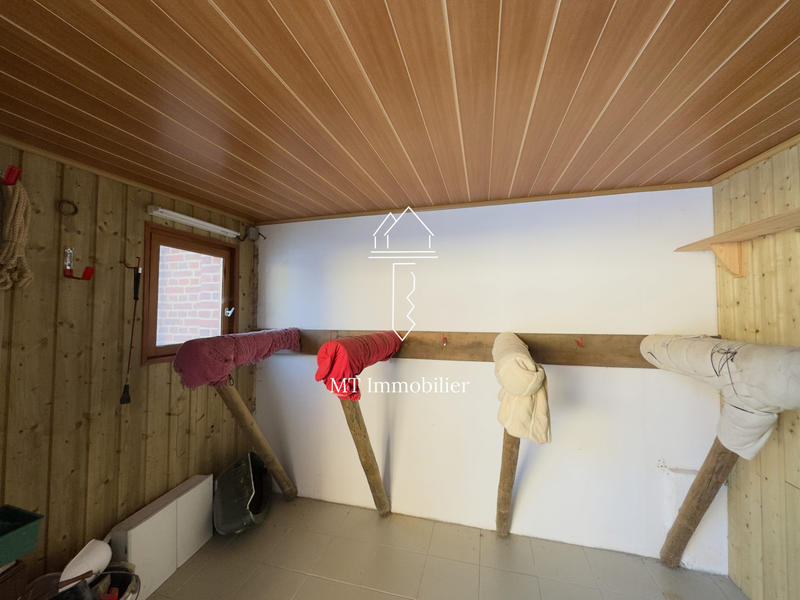 Maison - 257 m² - 10 pièces