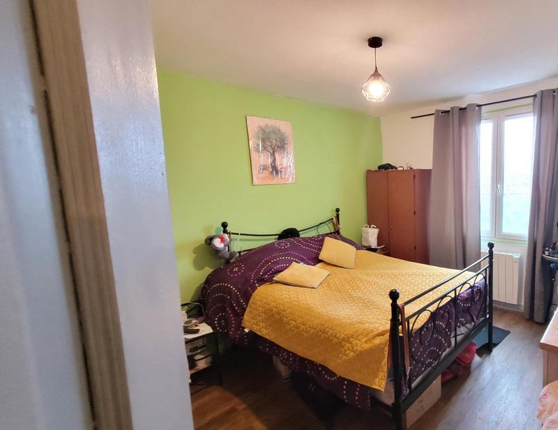 Maison - 99 m² - 5 pièces