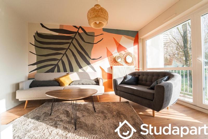 Chambre - 11 m² - 1 pièce