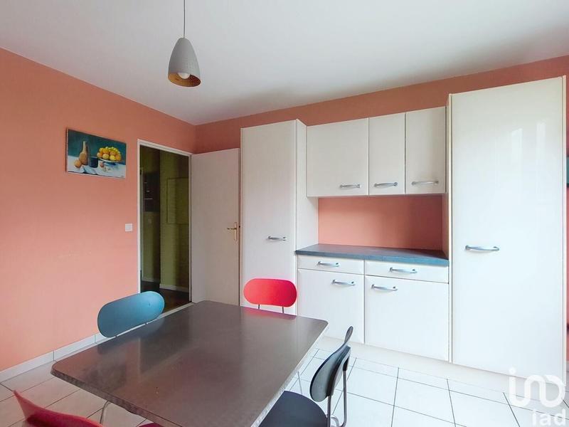 Appartement - 100 m² - 3 pièces