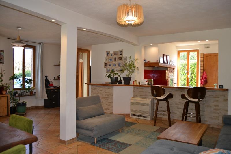 Propriété - 318 m² - 7 pièces