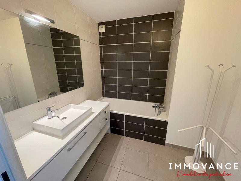 Appartement - 66 m² - 3 pièces