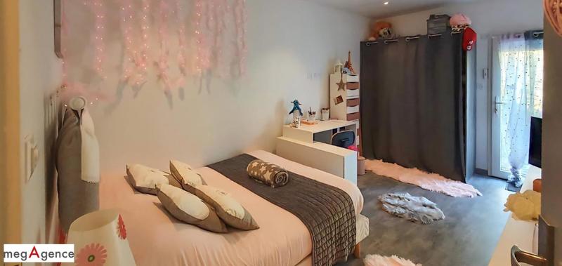 Maison - 193 m² - 7 pièces