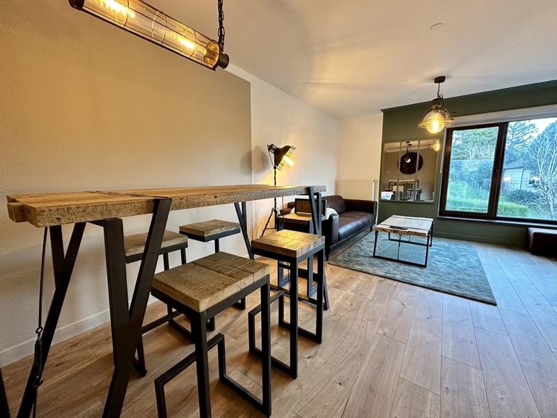 Loft - 90 m² - 5 pièces