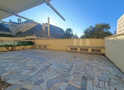 Appartement - 99 m² - 4 pièces